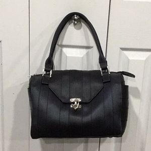 Maggie Bag seatbelt purse